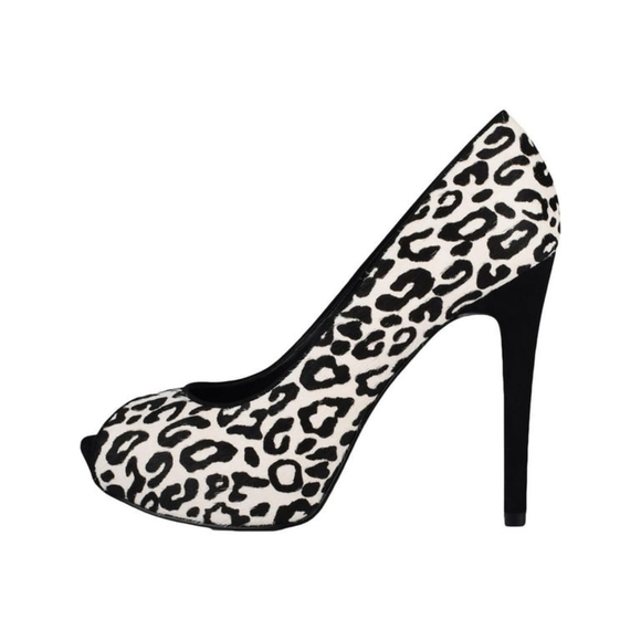 Guess Women's Honorayly Calf Hair Slip on Dress Heels Black Size 8,5 Never worn - Picture 5 of 16